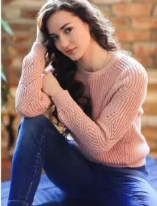 Elite escort service in Islampur for home and hotel visits